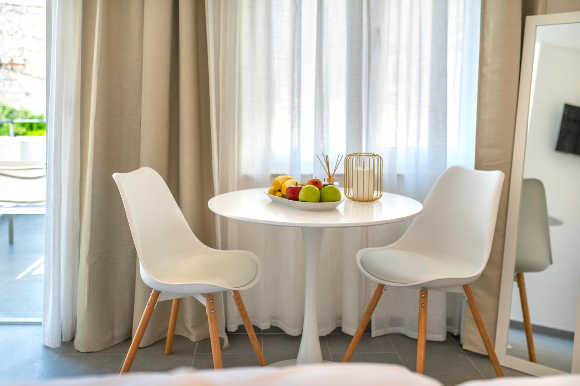 City Break Studio Apartments Шибеник Экстерьер фото